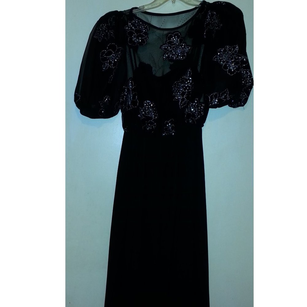 Handmade black Chiffon DRESS PUFF SLEEVES size 5/6 - Picture 2 of 9